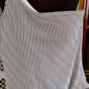 Bathing Suit, Off the Shoulder 1 piece, Nine West, black & white size XL.